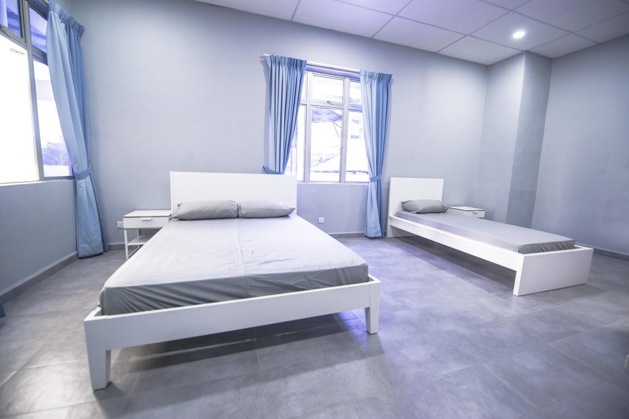 Im4U Hostel, Dek@T Puchong Dış mekan fotoğraf