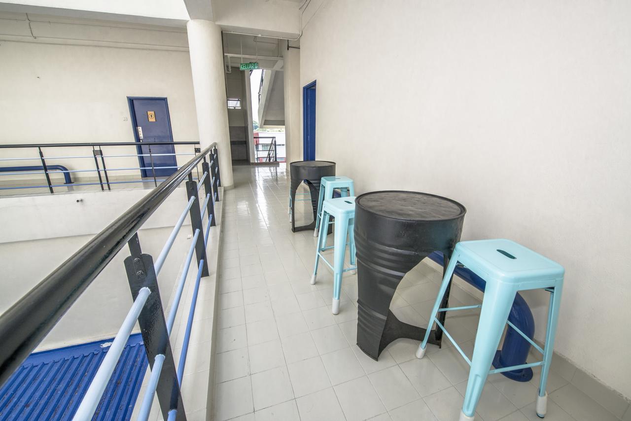Im4U Hostel, Dek@T Puchong Dış mekan fotoğraf